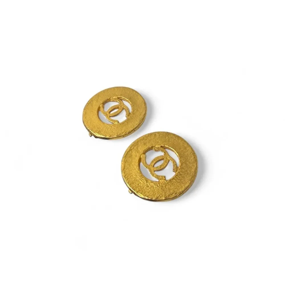 CHANEL Vintage CC Logo Gold Plated Circular Earrings